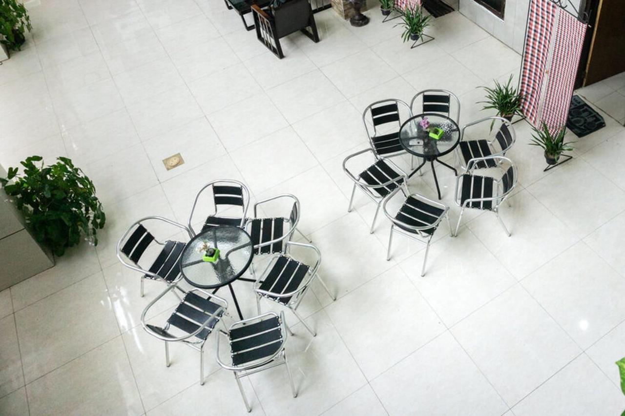 Reddoorz @ Hotel Surabaya Sumenep Экстерьер фото